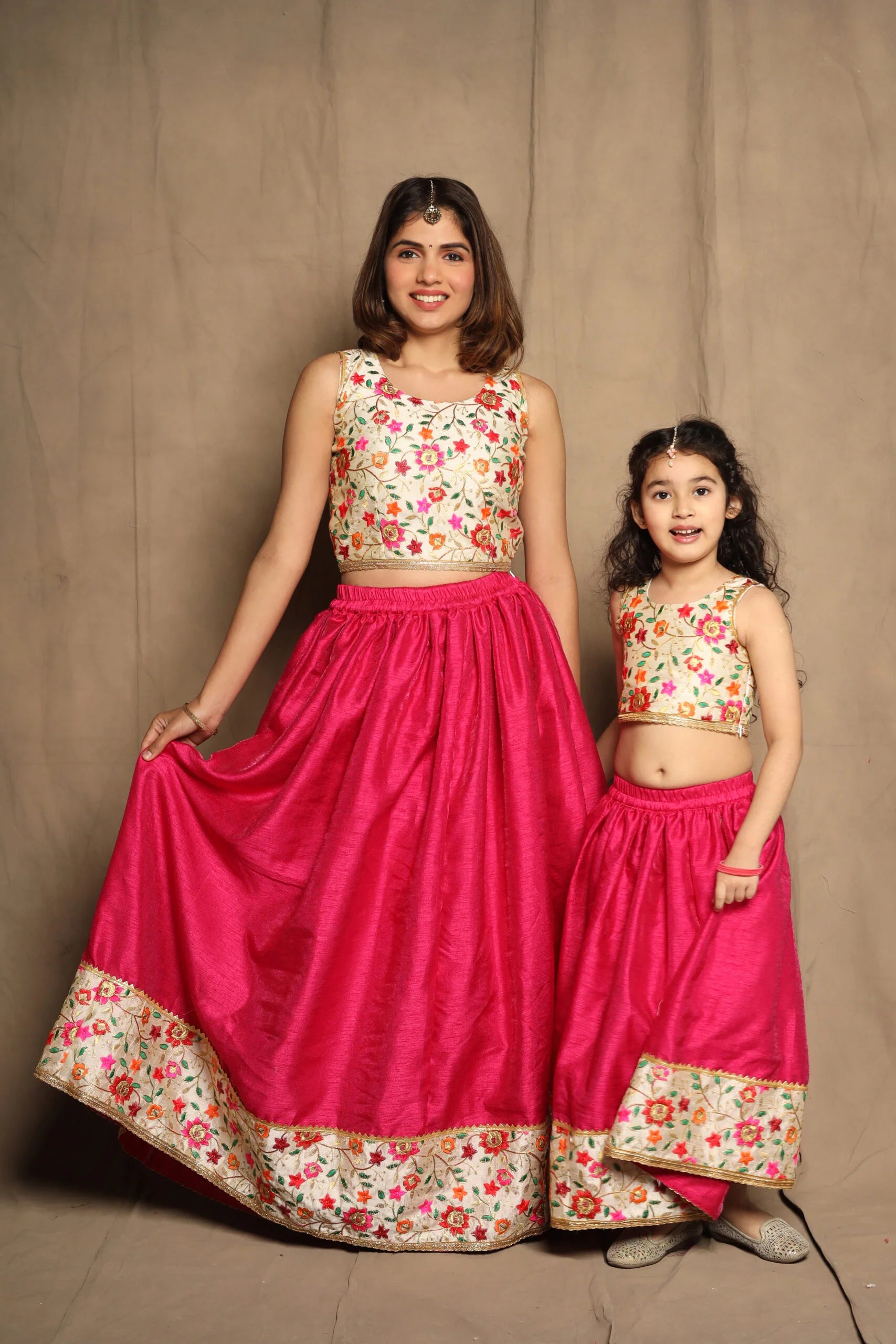 Mom and daughter matching lehenga online best sale