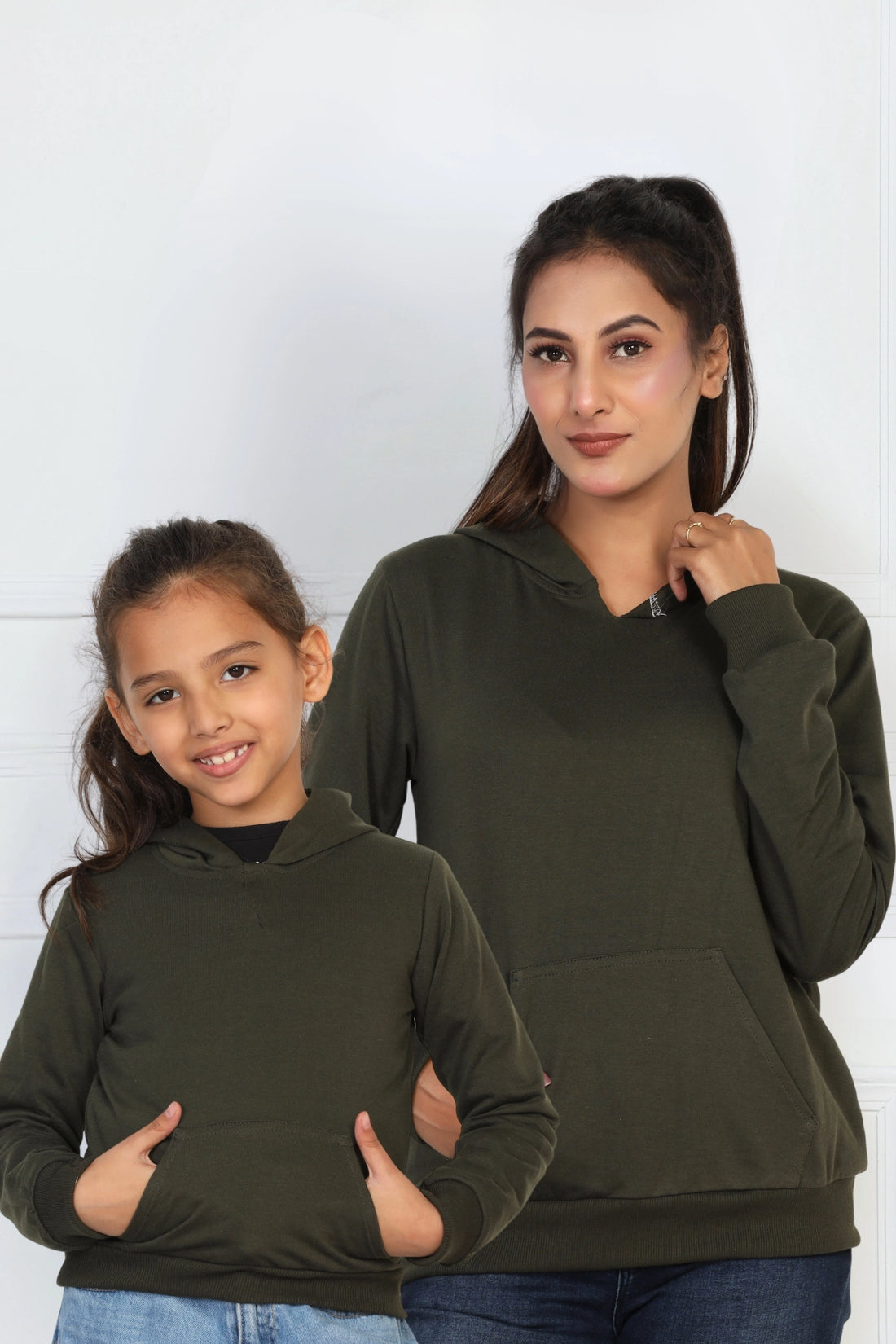 Stylish Matching Mother-Daughter Hoodies in Green