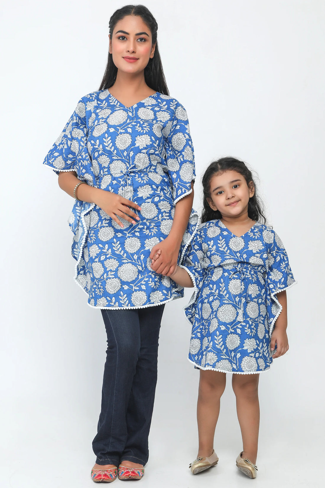 Mom and Daughter Blue And White Printed Matching Kaftan