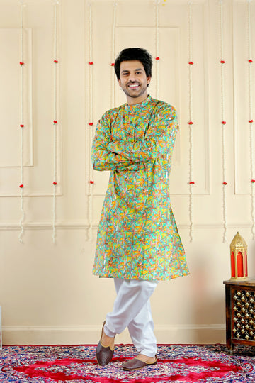 Soothing Green Multifloral Kurta Pyjama For Men