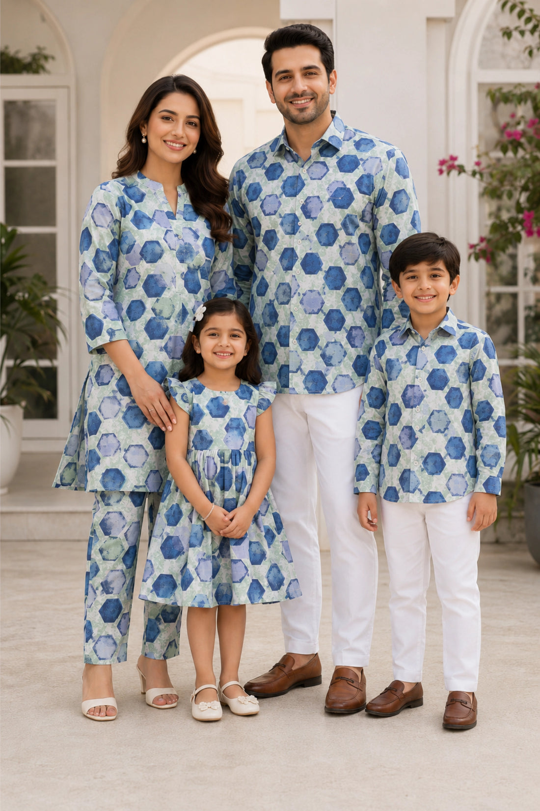 Sapphire Geometry Family Set