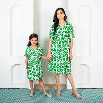 Vacation Ready: Matching Outfits for Mom and Daughter - Green Floral Printed Summer Dress