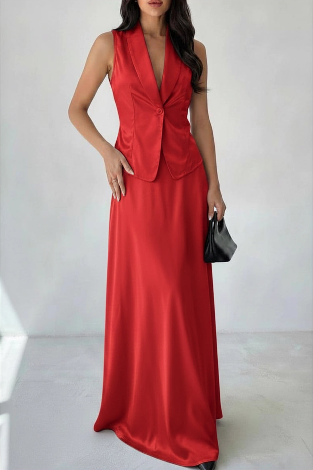 Evara Satin Set – Scarlet Flame