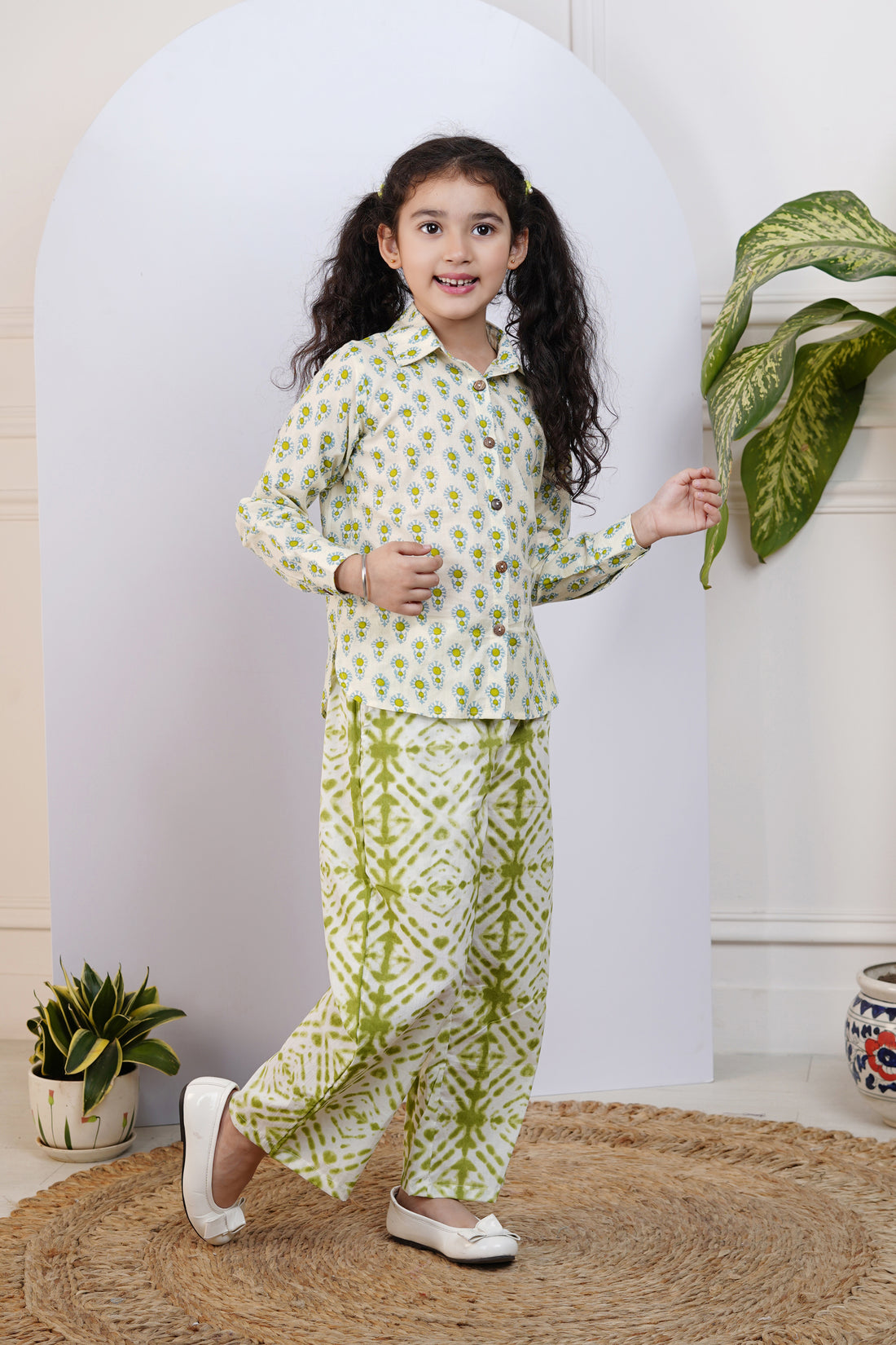 Green Printed Shirt With Pants for Kid
