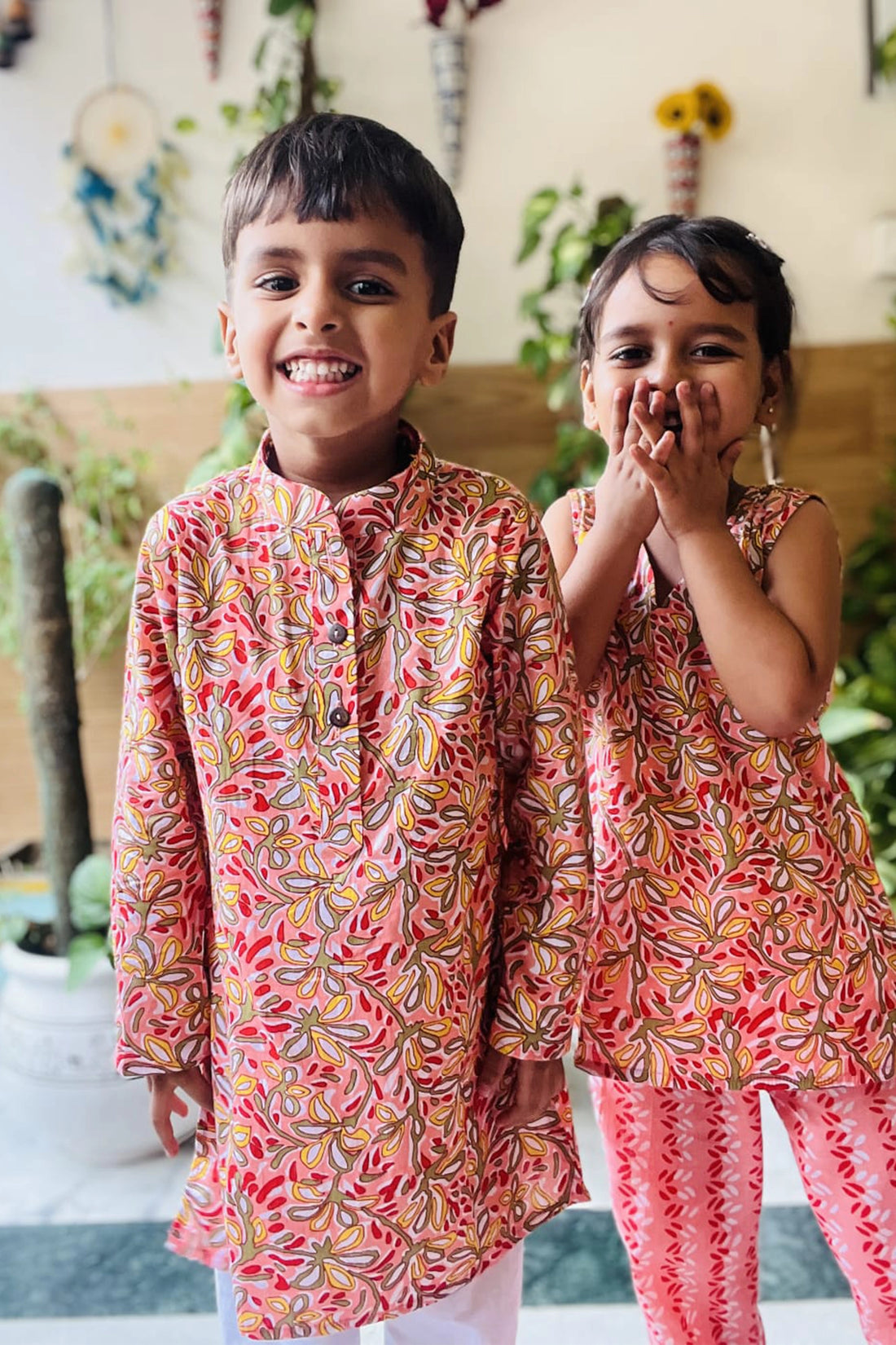 Rouge Matching Kurta Set – Family Pack (Men, Women & Kids)