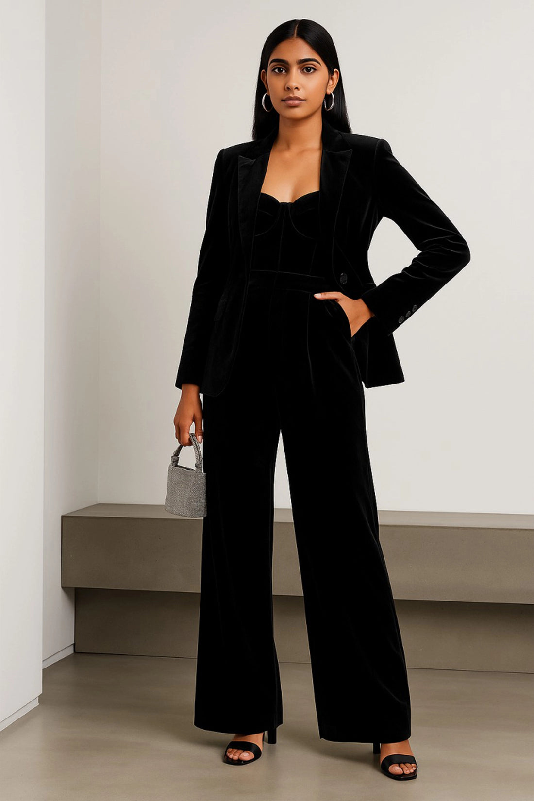 Velvet Muse – Noir