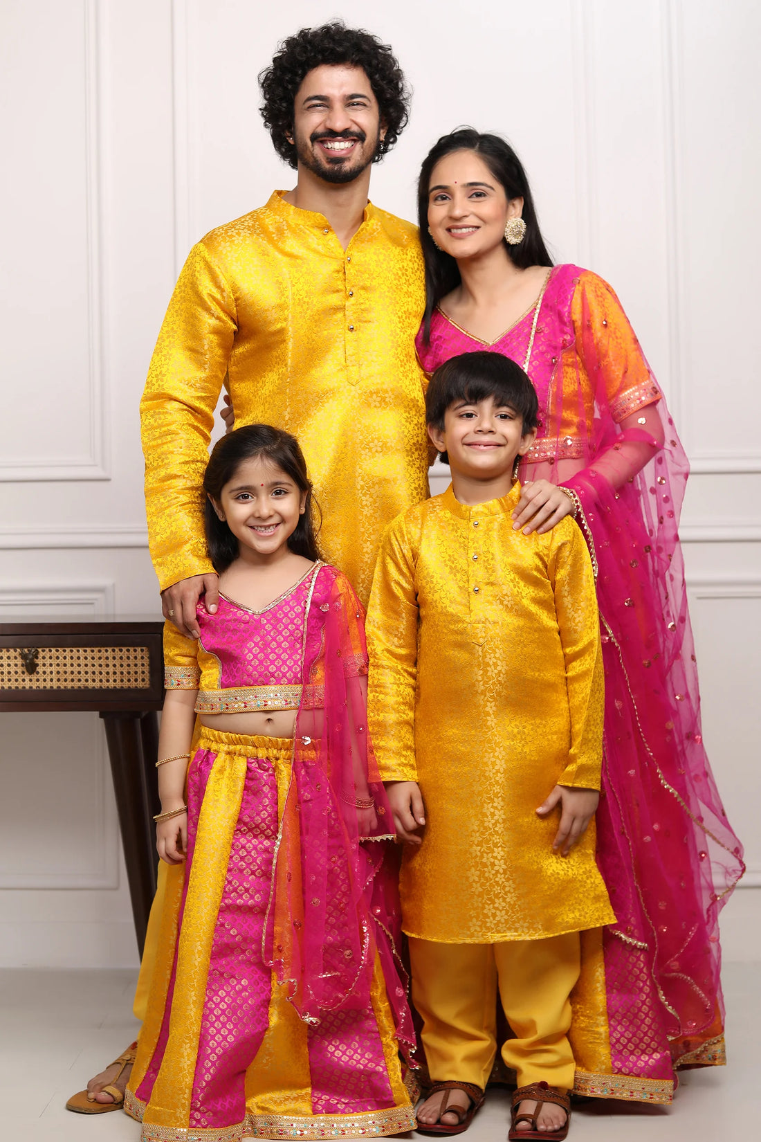 Family matching wedding outfits online
