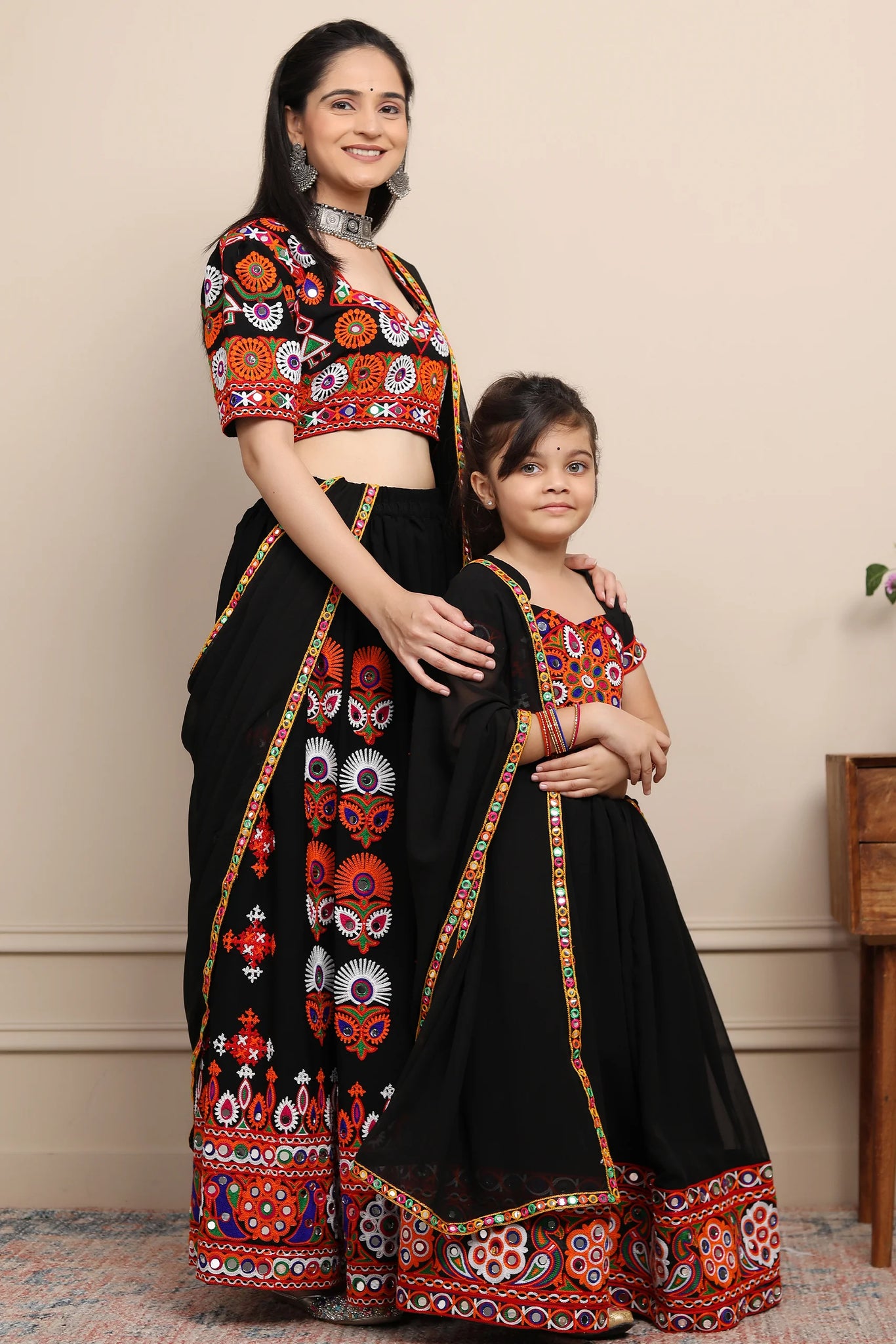 Matching ethnic wear hot sale for mom and daughter