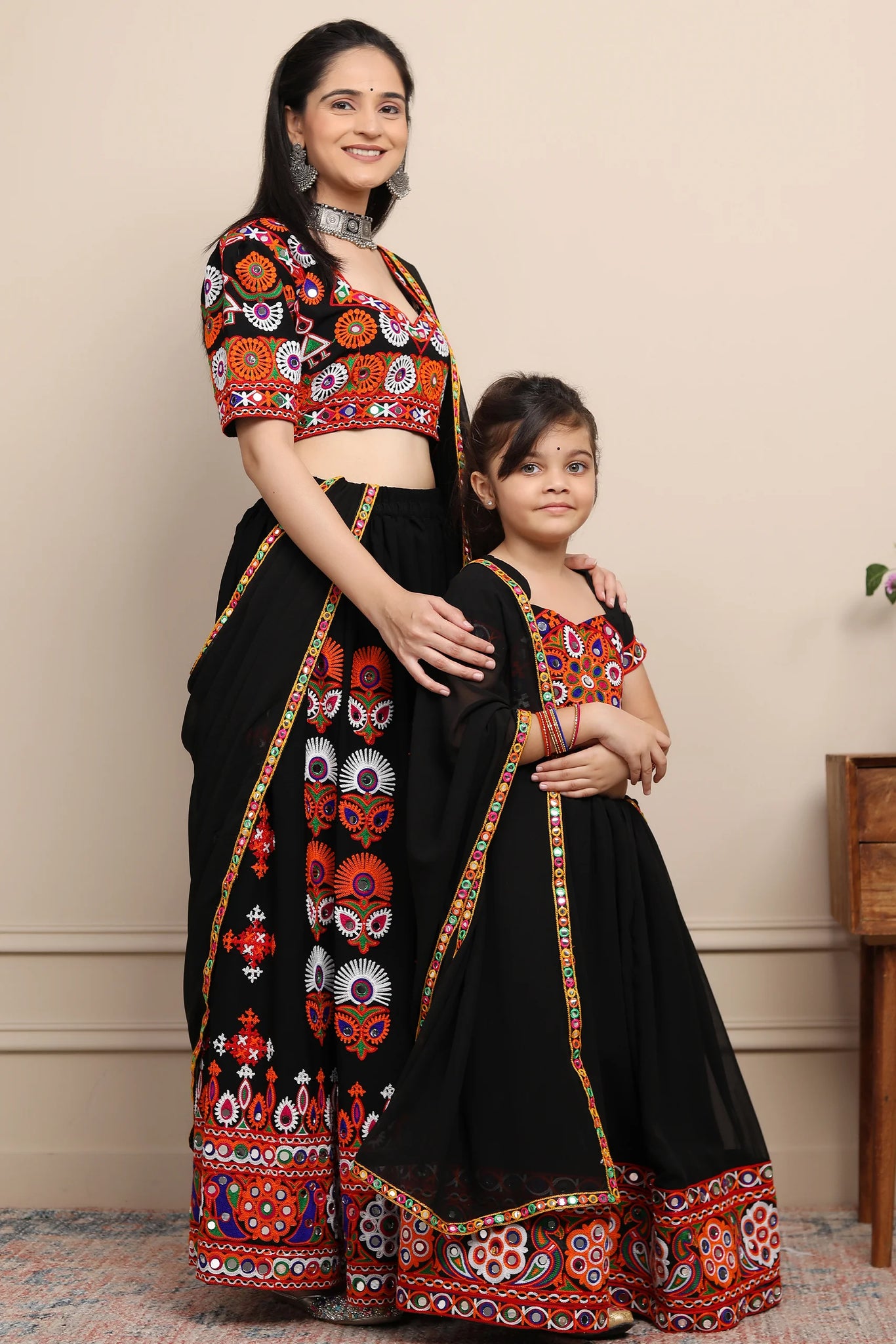 Matching ethnic wear 2025 for mom and daughter