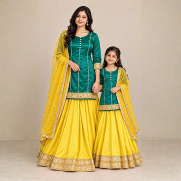 Festive Glow Mom & Daughter Set