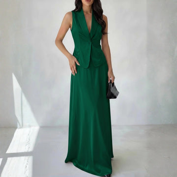 Evara Satin Set – Emerald Depth