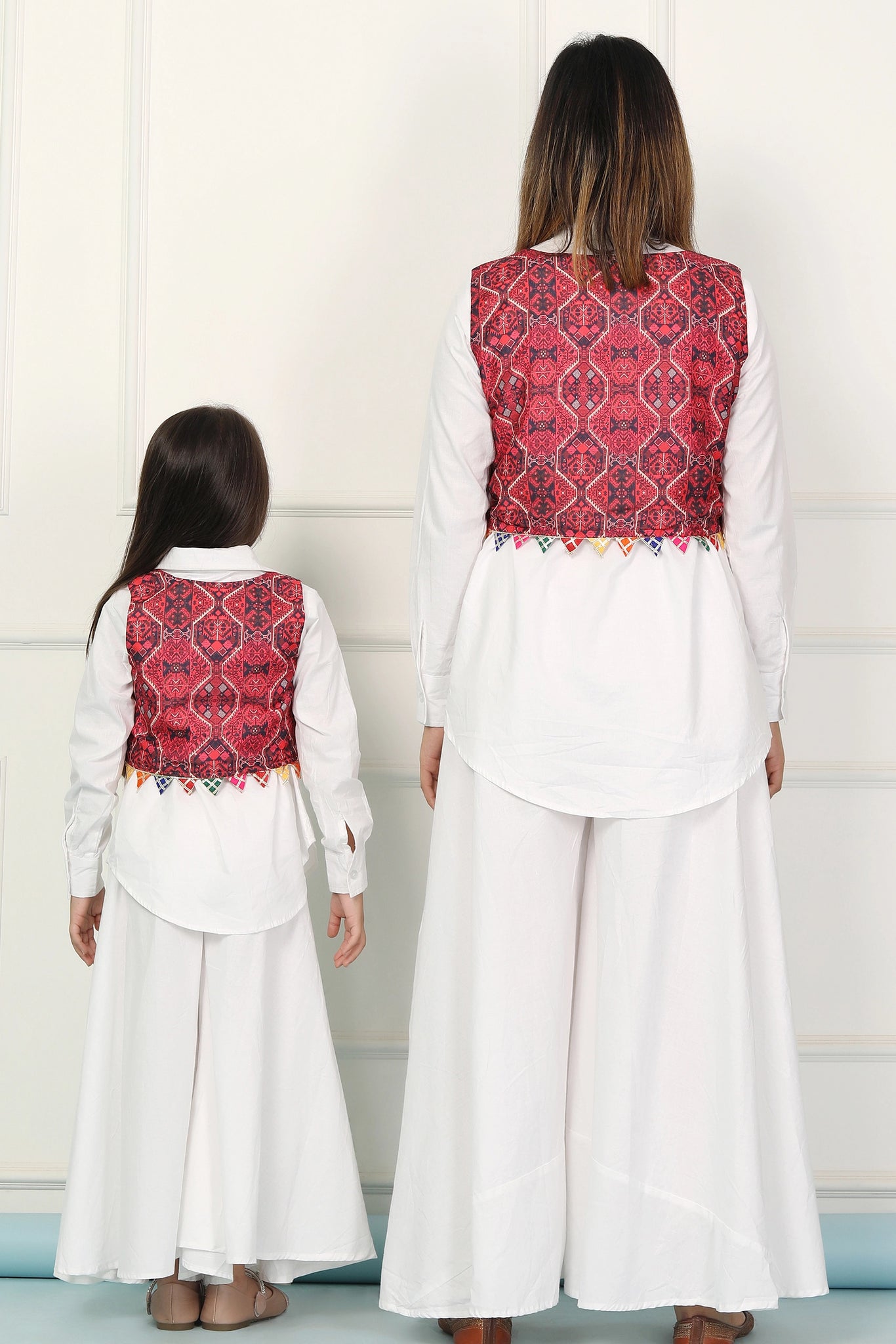 Sparkling White Ghaghara Set: Mom and Daughter Matching Outfit with Pr